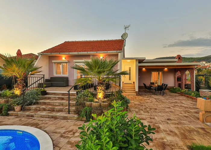 Villa House 