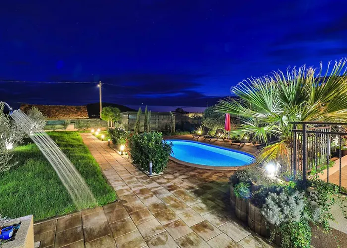 Villa House 