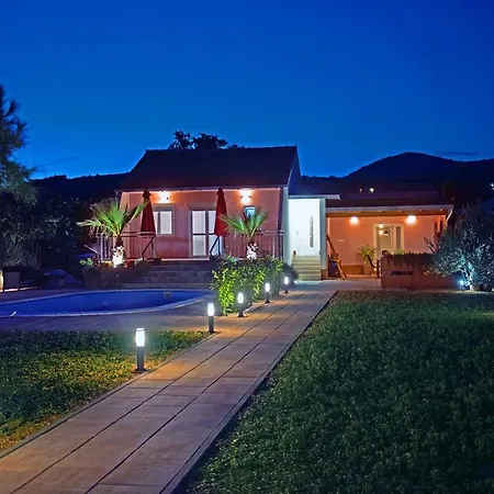Villa House 