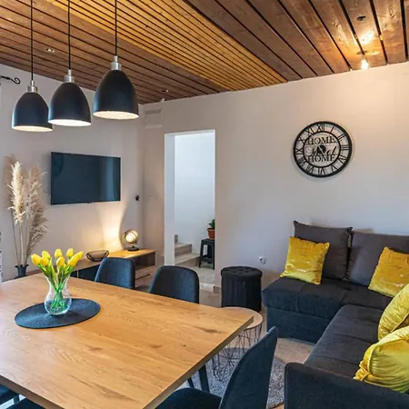 Villa House 